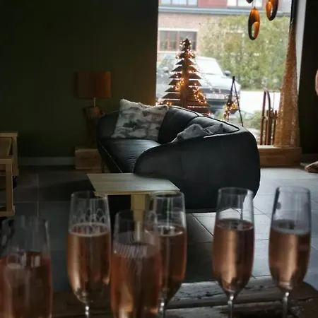 Q-time Barvaux, Durbuy-adults Only Frühstückspension 4*